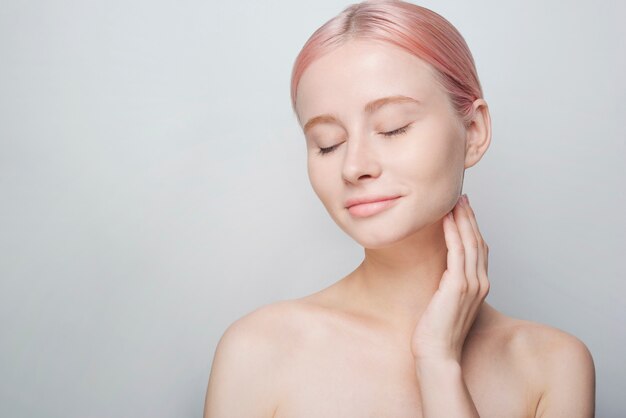 Nowoczesne metody przywracania świeżości i blasku skórze